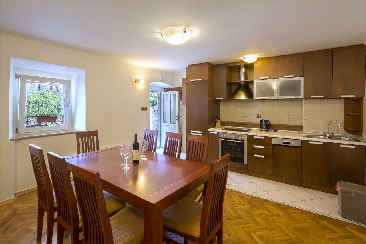 Apartment Kovacevic Old Town Budva Ngoại thất bức ảnh